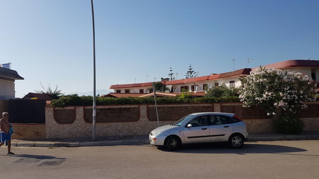 Casa Vacanza Villa Rita Mondragone Dış mekan fotoğraf